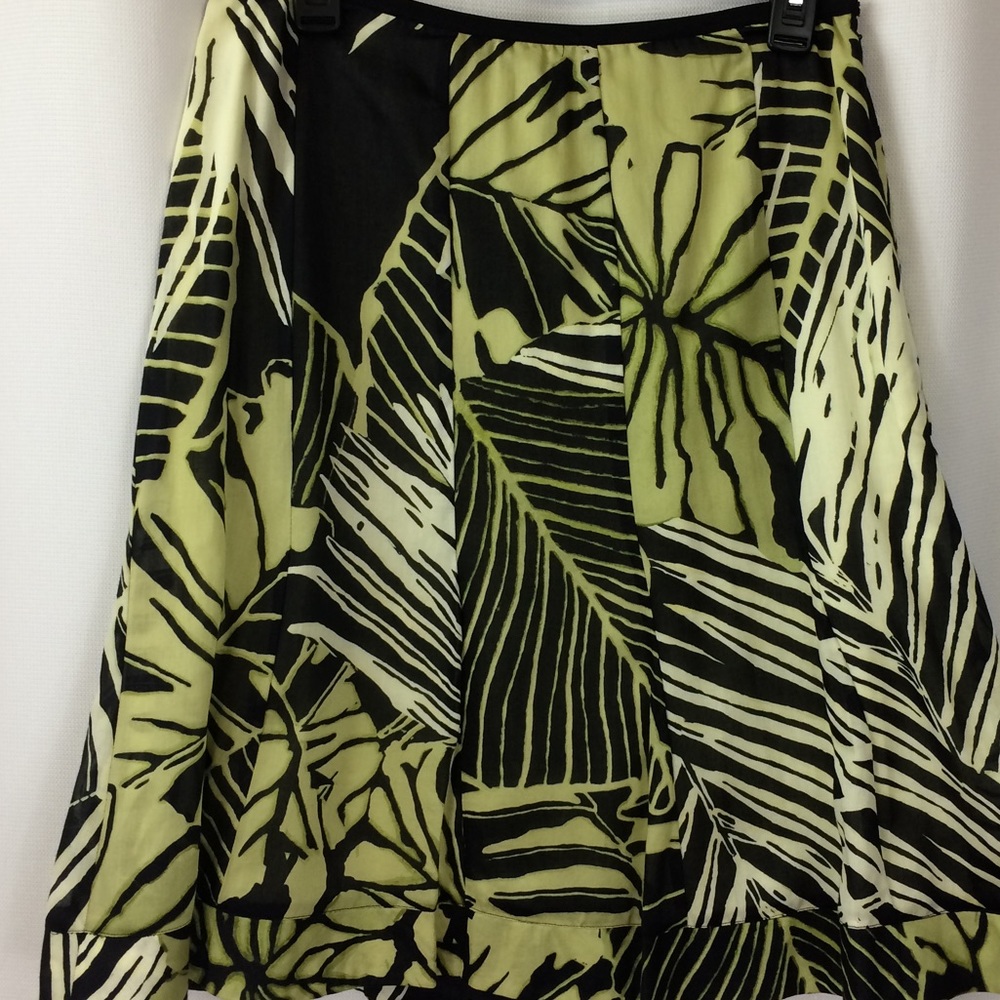 Nic & Zoe skirt lined size 6